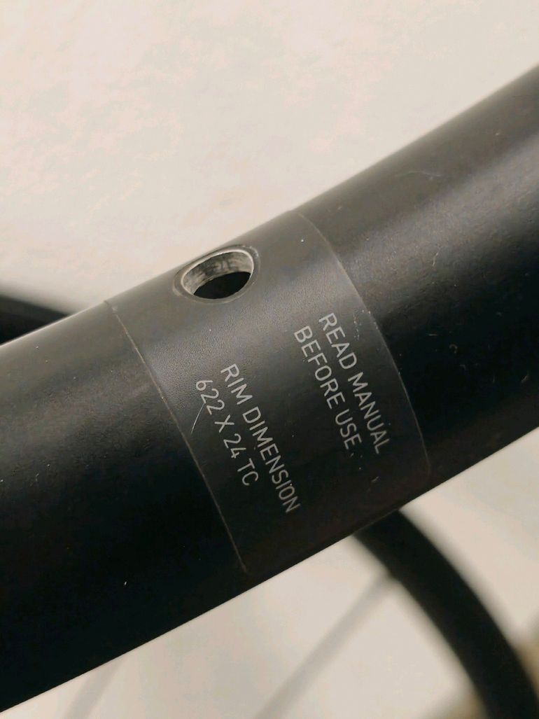 Used Dt Swiss Gravel LN 2022 bike — image 8 of 10