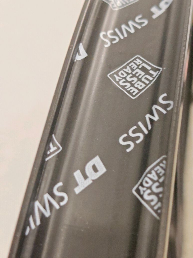 Used Dt Swiss Gravel LN 2022 bike — image 9 of 10