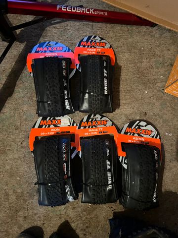 Used Maxxis div 2022 bike — image 3 of 3