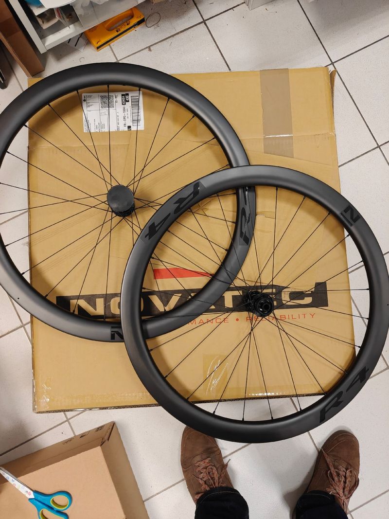 Used Tufo Carbona 30 Front Wheel – € 180 | buycycle