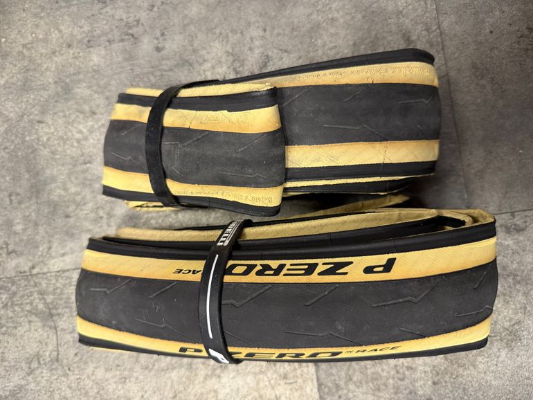 Pirelli 2025 2025 bike usato — immagine 1 di 2