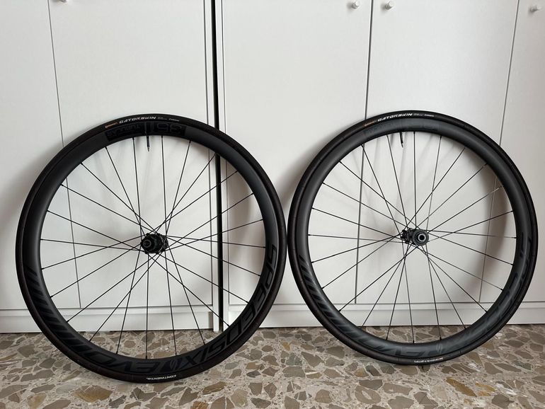 Brugt speedsix 35 disc tubular 2021 bike — billede 1 af 2