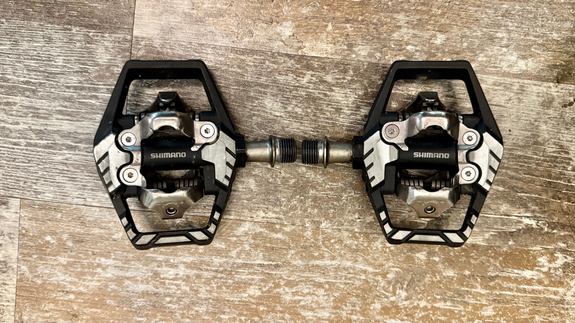 Shimano xt trail pedal online