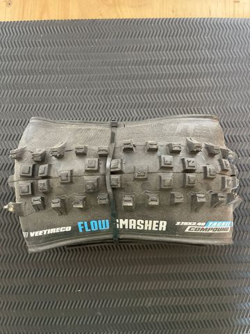Veetire flow smasher Tyres & Tubes usato