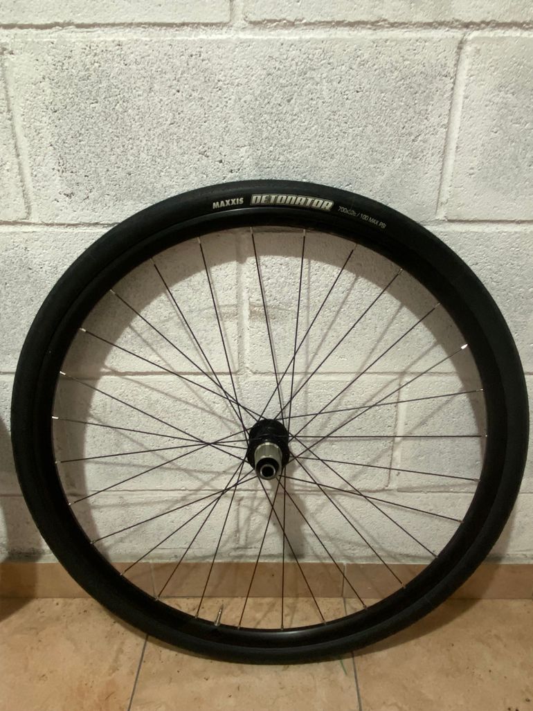Used expert - disc Merida -Expert - disc 2024 bike — image 3 of 6