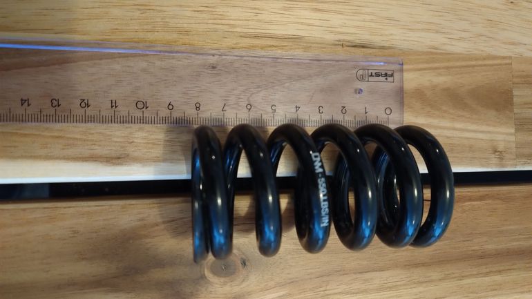 Used DNM Coil bike — image 3 of 3
