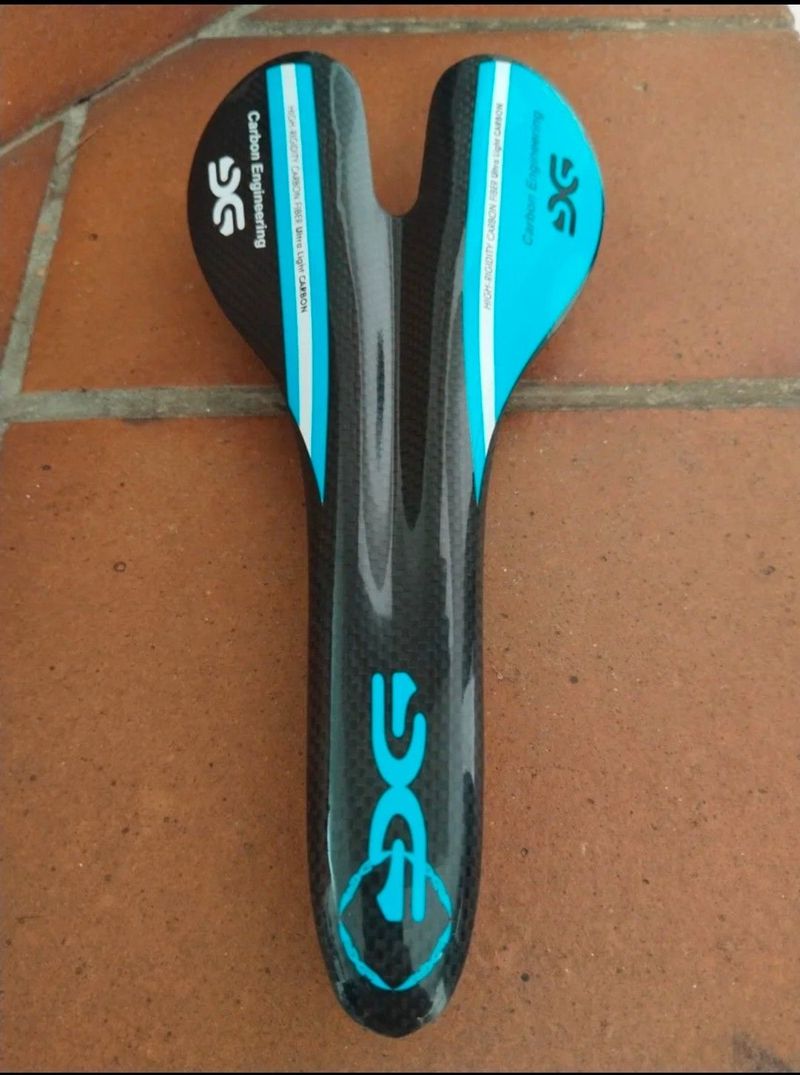 Carbon engineering 2018 Saddles & Seatposts d'occasion