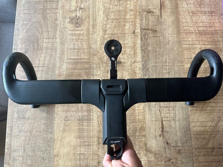 Used Syncros Creston 1.0 Aero Handlebar + Foil Aero 1.5 Stem