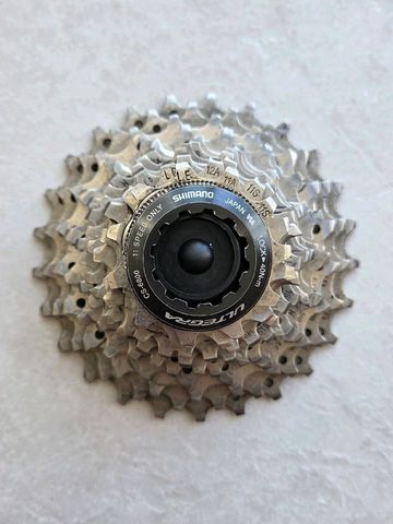 Shimano CS-6800 2015 Drivetrain & Pedals usato