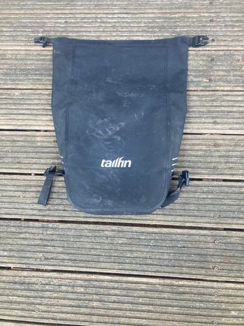 Used Tailfin Ultra Durable Pannier Bag 22 liter bike — image 3 of 4