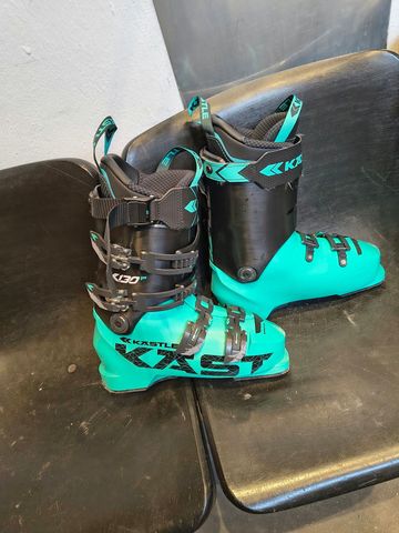 KASTLE K130 PRO スキーブーツ Used kastle K130 Ski Boots – € 475 | buycycle