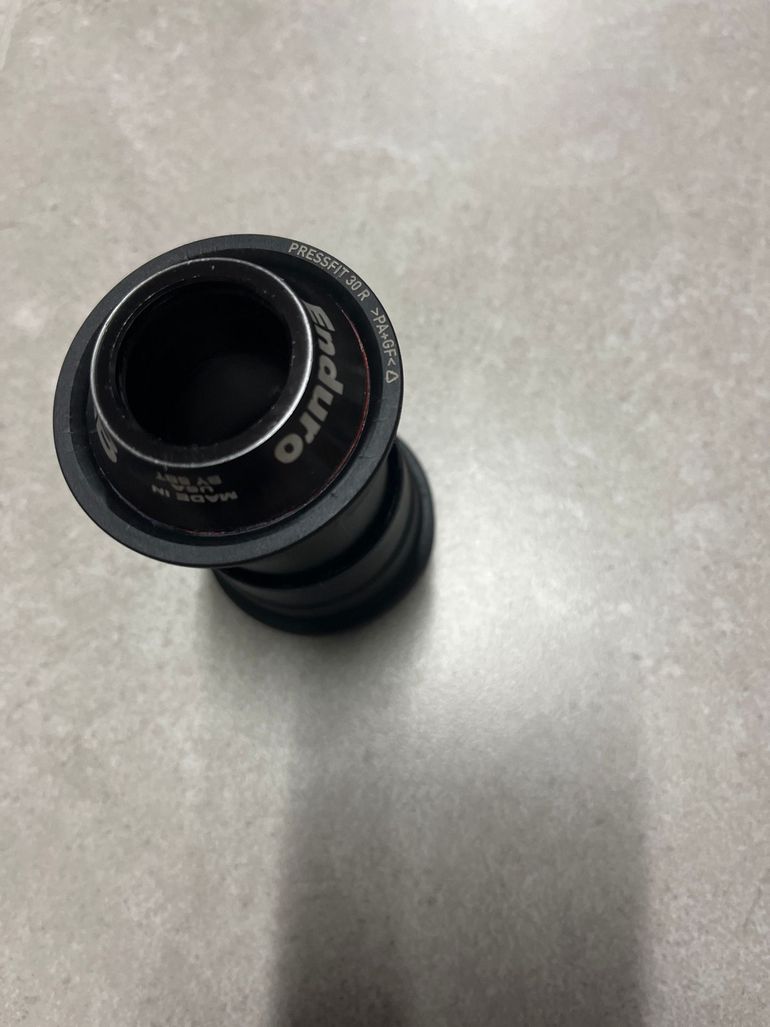 Used Enduro Bearings Bbright GXP 30mm L/S Adaptor 2015 bike — image 3 of 4