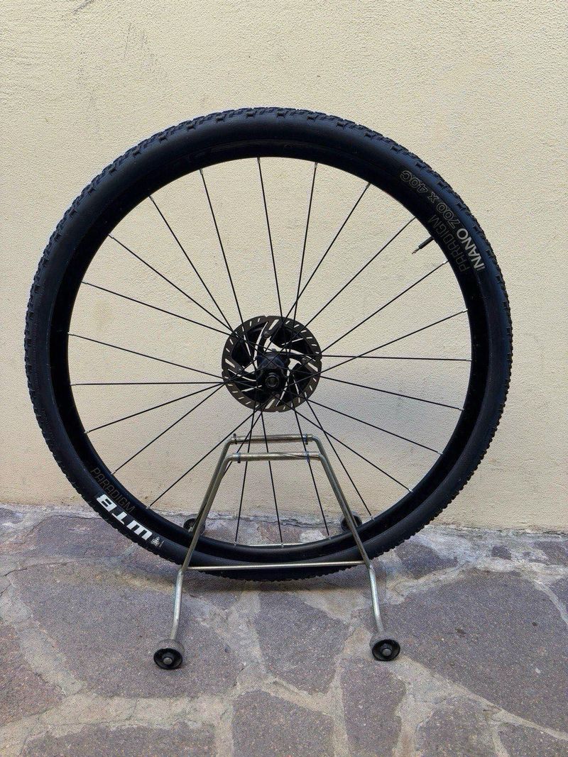 Used Bontrager Paradigm Comp 2022 Wheels