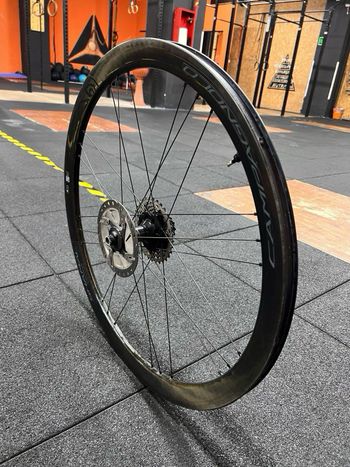 Used Campagnolo shamal carbon 2022 bike — image 3 of 11