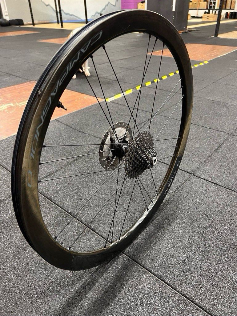 Used Campagnolo shamal carbon 2022 bike — image 2 of 11