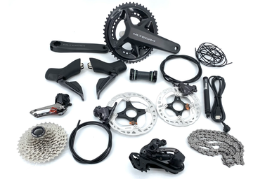 Käytetty Shimano ULTEGRA DI2 12 SPEED 2024 Groupset