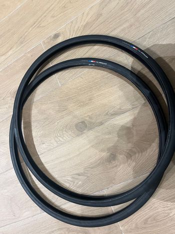 Used Bontrager R1 2025 bike — image 1 of 3