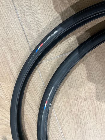 Used Bontrager R1 2025 bike — image 3 of 3