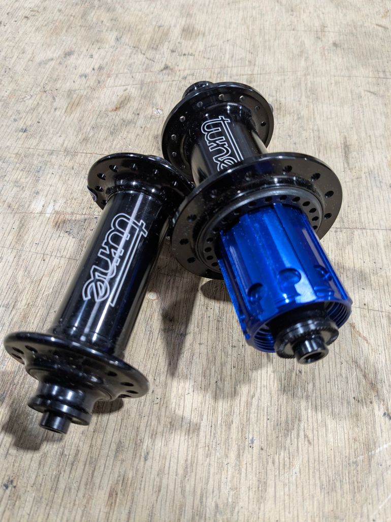 Used Tune Mig & Mag 170 28h QR5 rim-brake HG11 bike — image 2 of 4