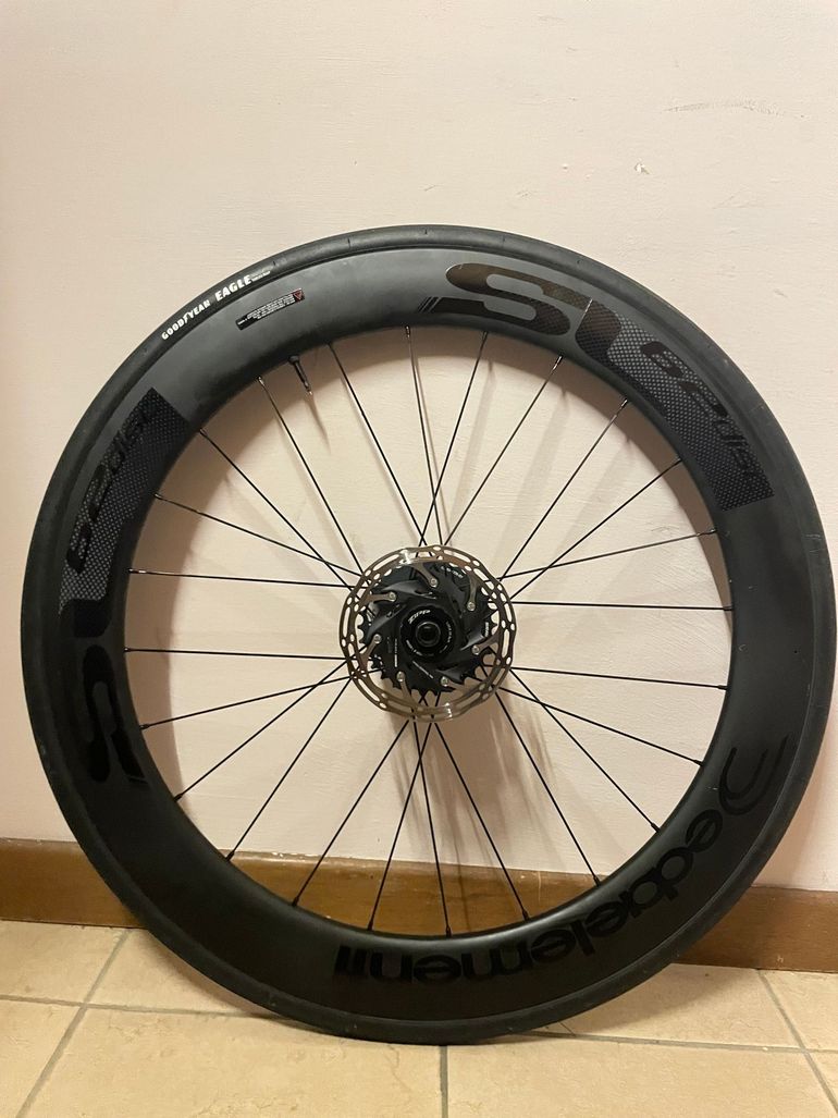 Brugt Deda SL 62 disc 2025 bike — billede 1 af 4