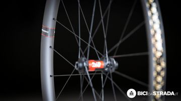 Brugt Dt Swiss Road Reserve 34/37 2024 bike — billede 2 af 3