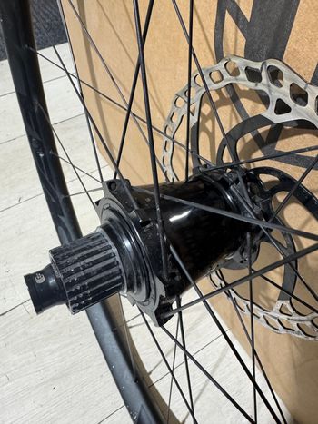 Brugt Raceface Turbine R 2023 bike — billede 5 af 5