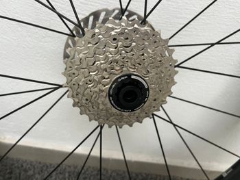 Used Dt Swiss ARC 1400 DICUT DISC 62 2025 bike — image 2 of 10