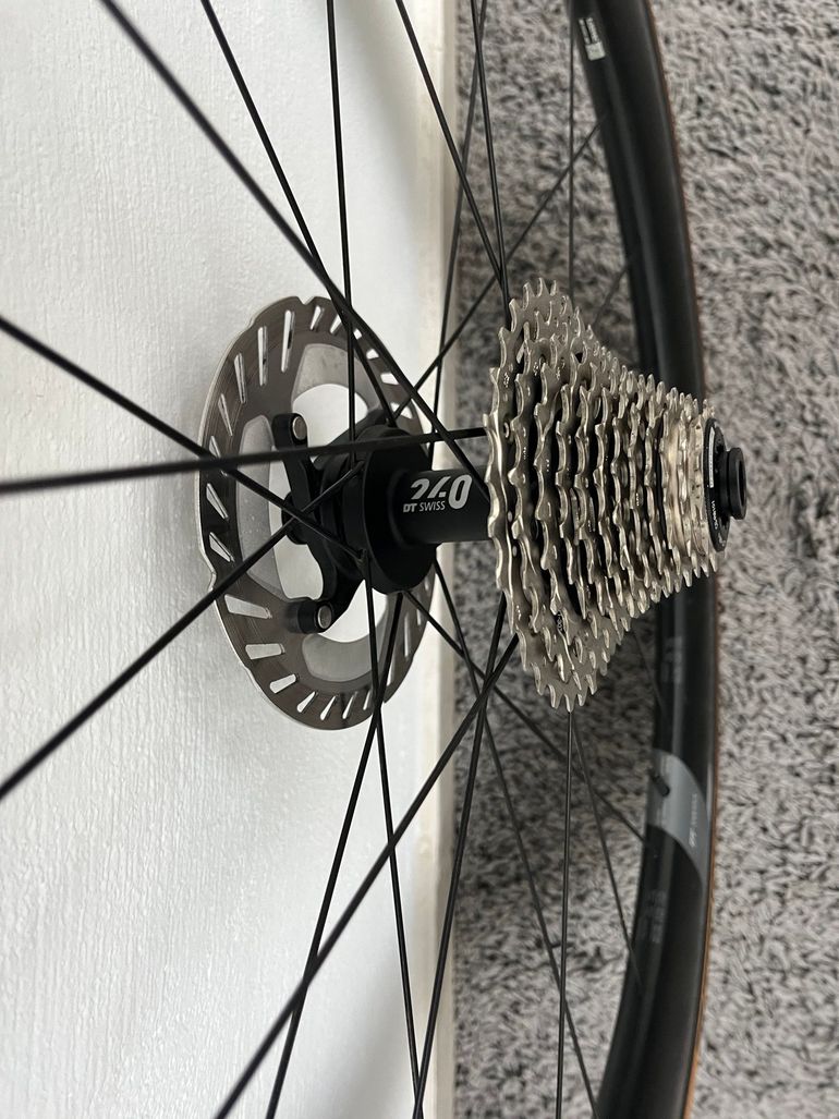 Used Dt Swiss ARC 1400 DICUT DISC 62 2025 bike — image 4 of 10