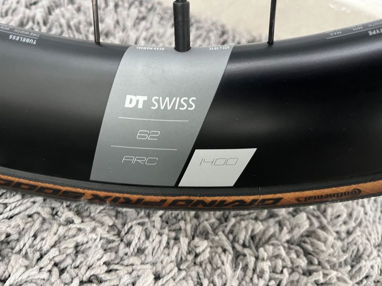 Used Dt Swiss ARC 1400 DICUT DISC 62 2025 bike — image 5 of 10