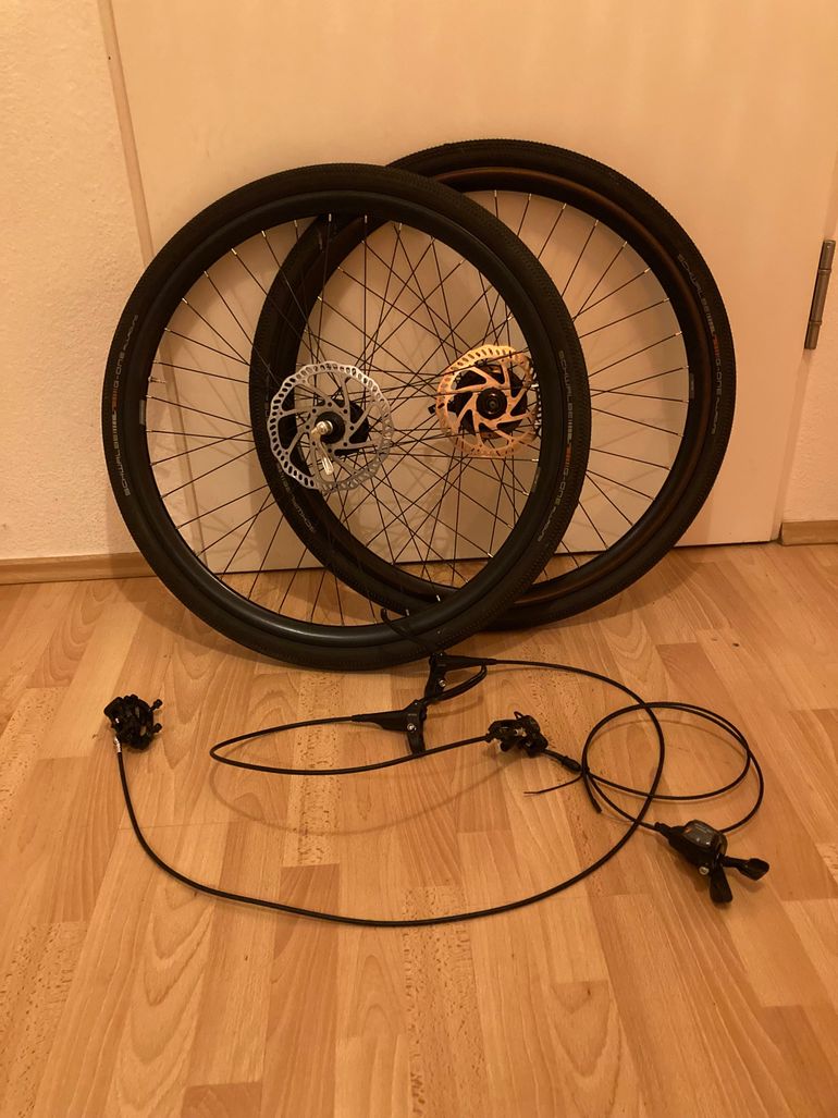 Used Shimano Alfine 2024 bike — image 1 of 6