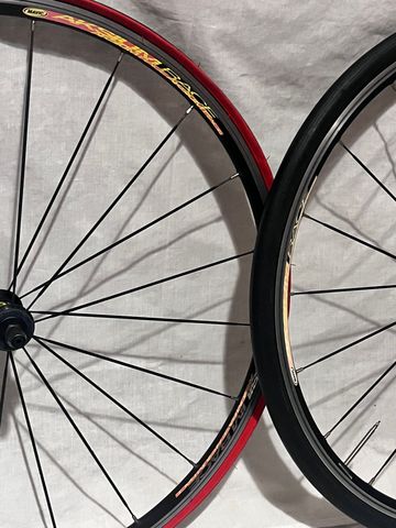 Używany Mavic Aksyum Race bike — zdjęcie 6 z 12