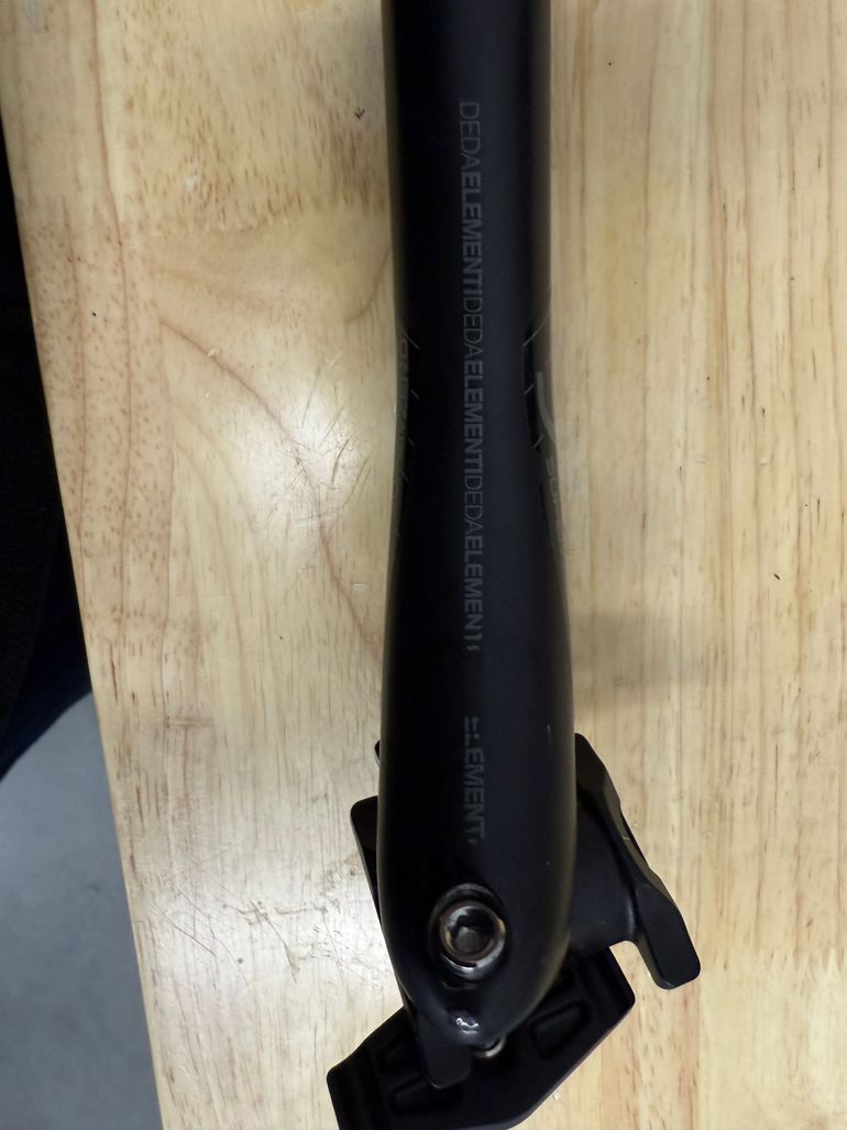 Brugt Deda Superzero 27.2mm 2022 bike — billede 2 af 2