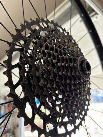 Used Roval 29 hookless alloy 2022 bike — image 4 of 7