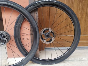 Tweedehands deda rs4 DB carbon 2022 bike — afbeelding 2 van 3
