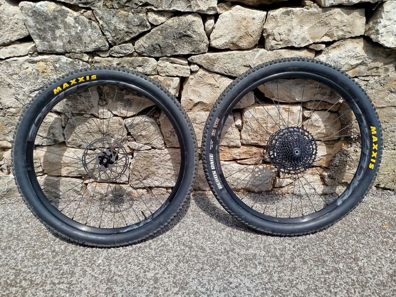 Used Race Face Arc Offset 27 2025 bike — image 8 of 15
