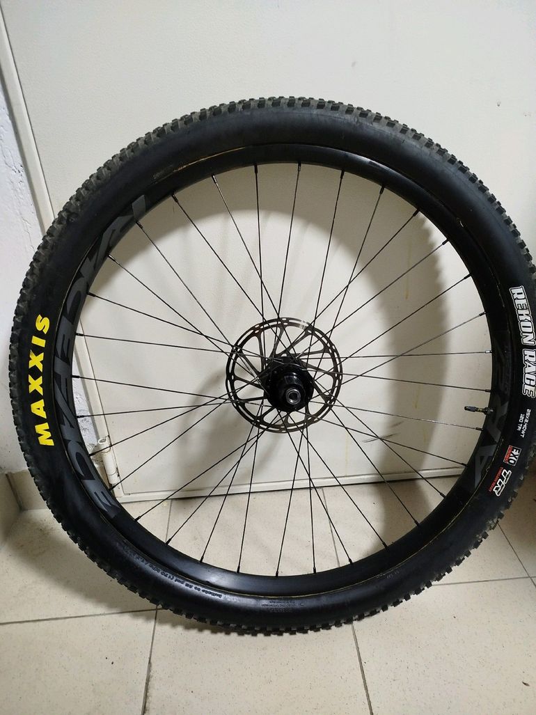 Used Race Face Arc Offset 27 2025 bike — image 10 of 15