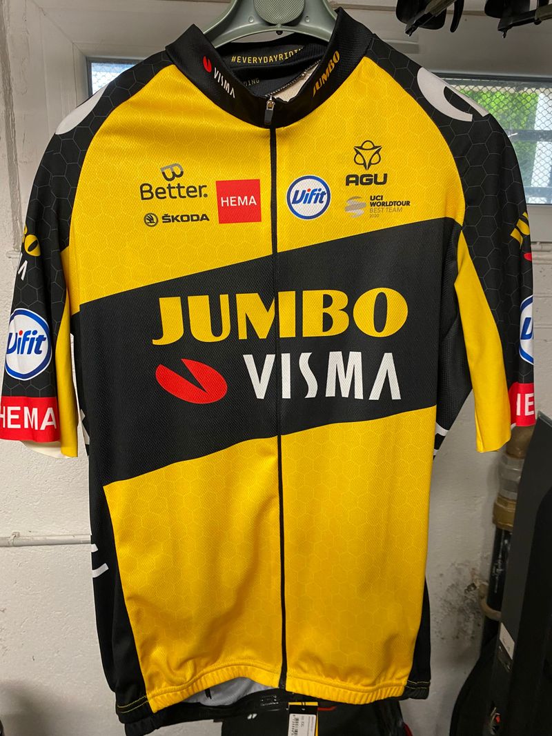 Käytetty AGU Visma Cycling Clothing
