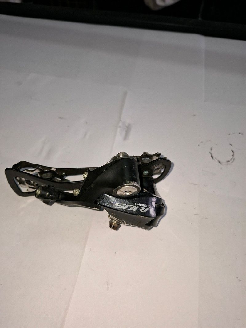 Used Shimano Sora 9 velocità Drivetrain & Pedals