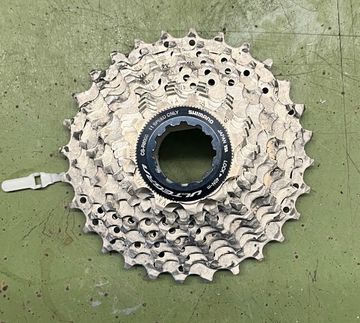 Brugt Shimano Ultegra 2022 Drivetrain & Pedals