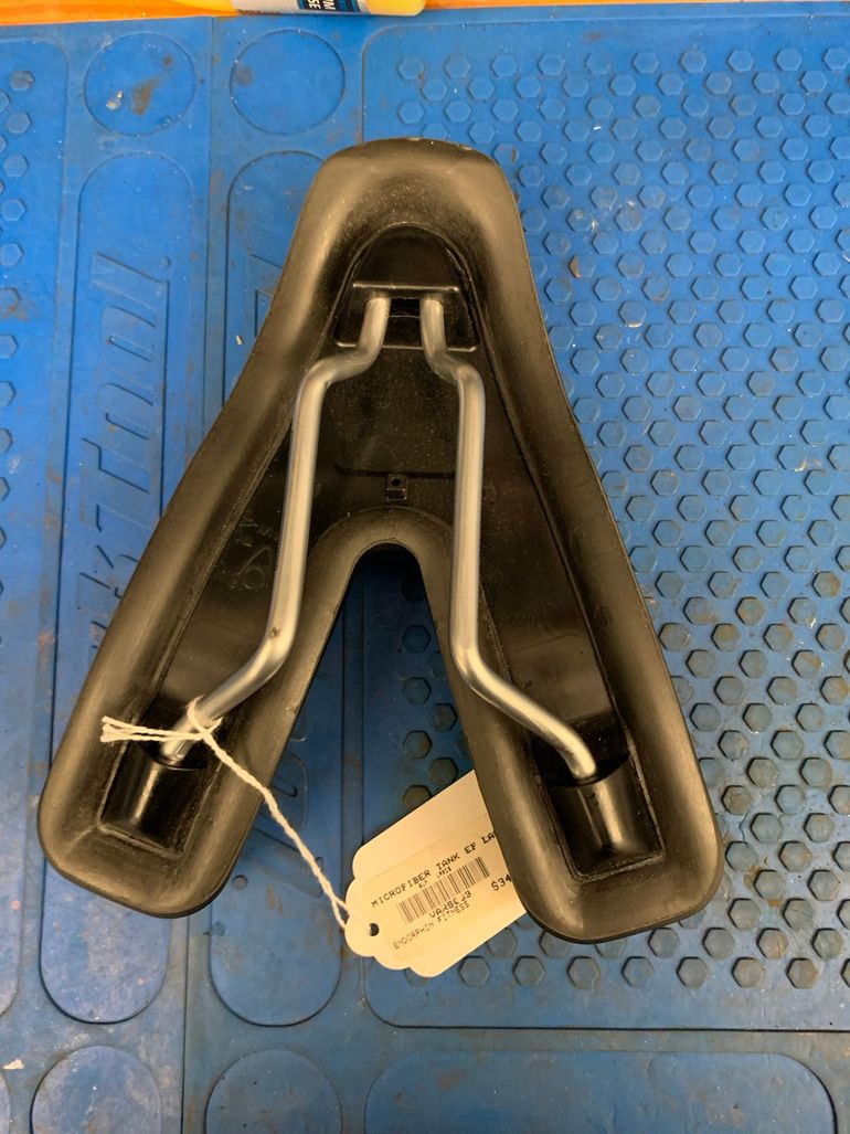 Used evolve v1-o2 bike — image 2 of 3