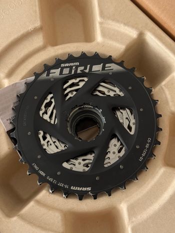 Used Sram Force AXS XG 1270 10-33t 12 Speed – $ 130 | buycycle
