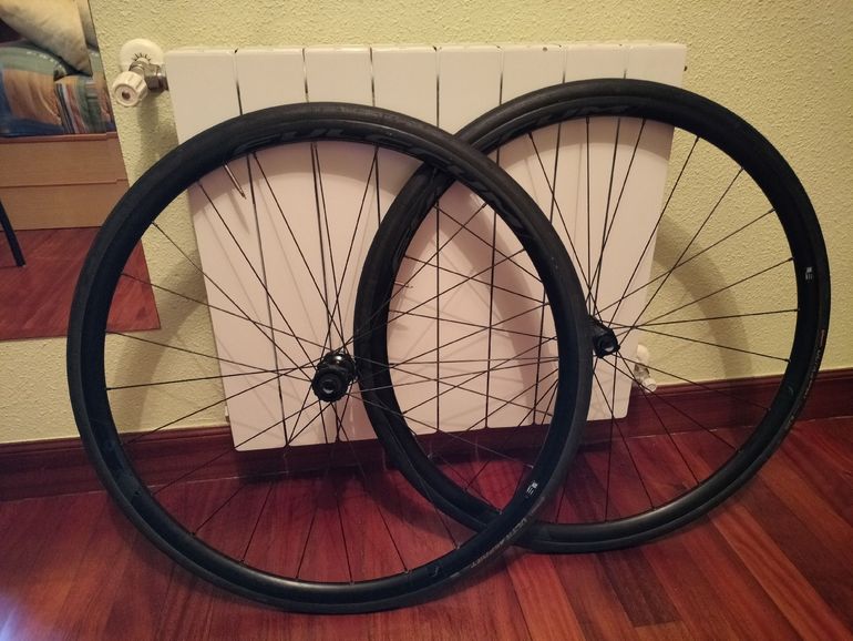 Used Fulcrum Racing 600 DB Wheelset – € 150 | buycycle