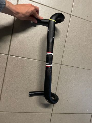 Used Specialized Expert 2017 bike — image 2 of 3