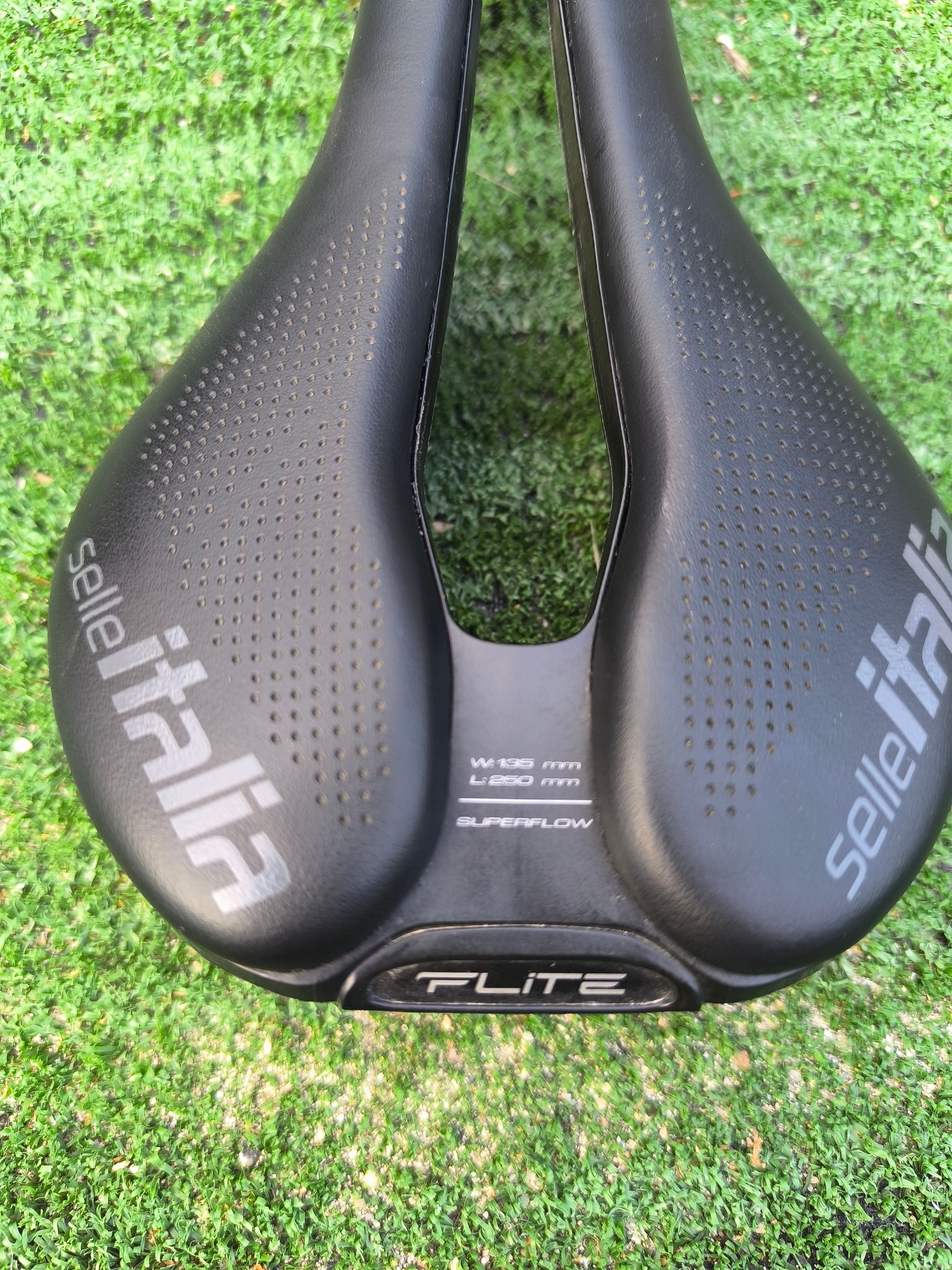 Used Selle Italia Flite Boost Kit Carbonio Superflow – € 100