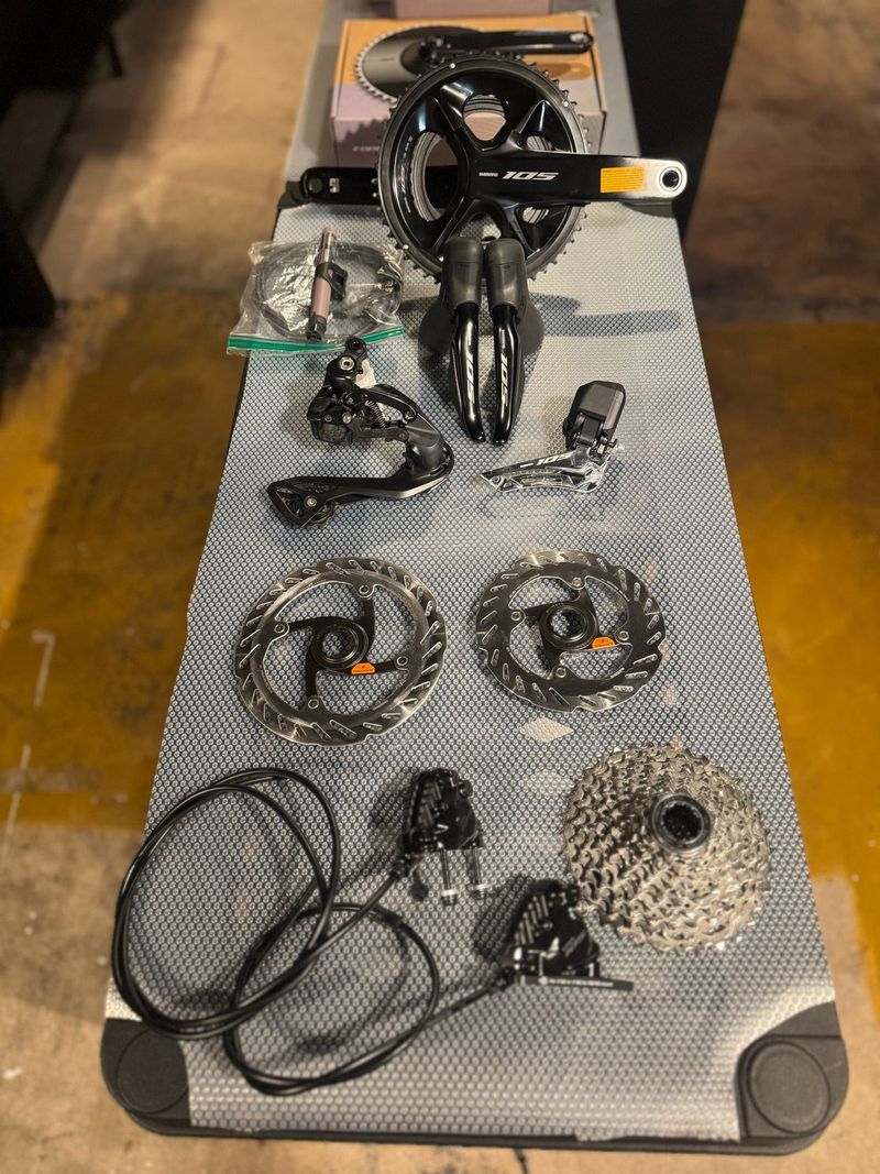 Used Shimano 105 Di2 R7100 Groupset 2026 Groupset