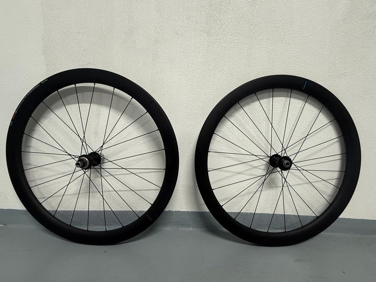 Used Shimano WH-RS710 C46 bike — image 1 of 6