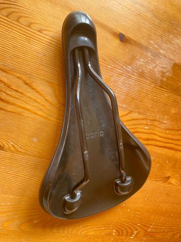 Gebrauchtes Fabric Scoop Women's Sport, 155mm width, steel rails 2022 Saddles & Seatposts