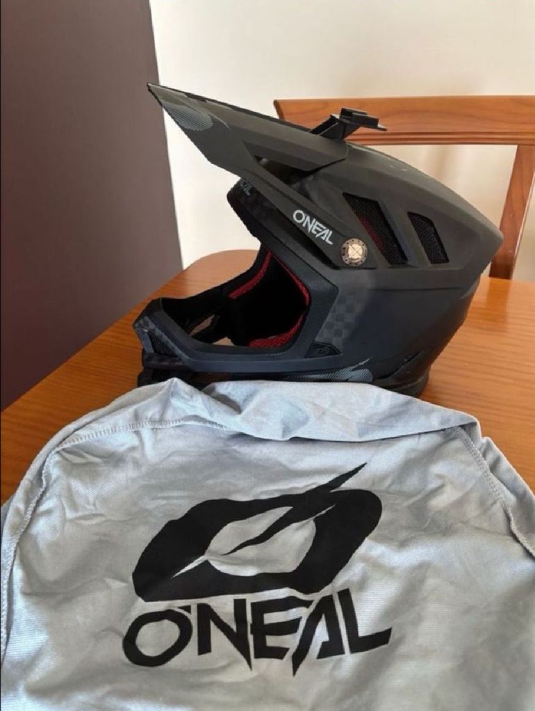 O‘neal casco oneal de carbono 2024 bike usato — immagine 6 di 7