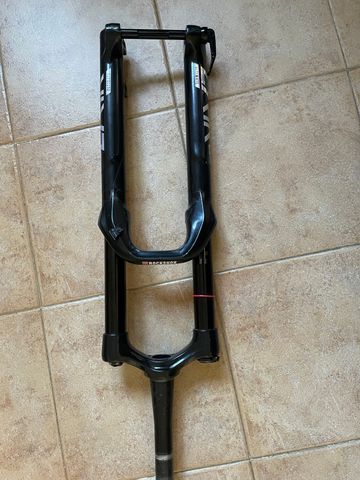 Gebrauchtes RockShox lyric RC Solo Air Debonair 2018 bike — Bild 2 von 4