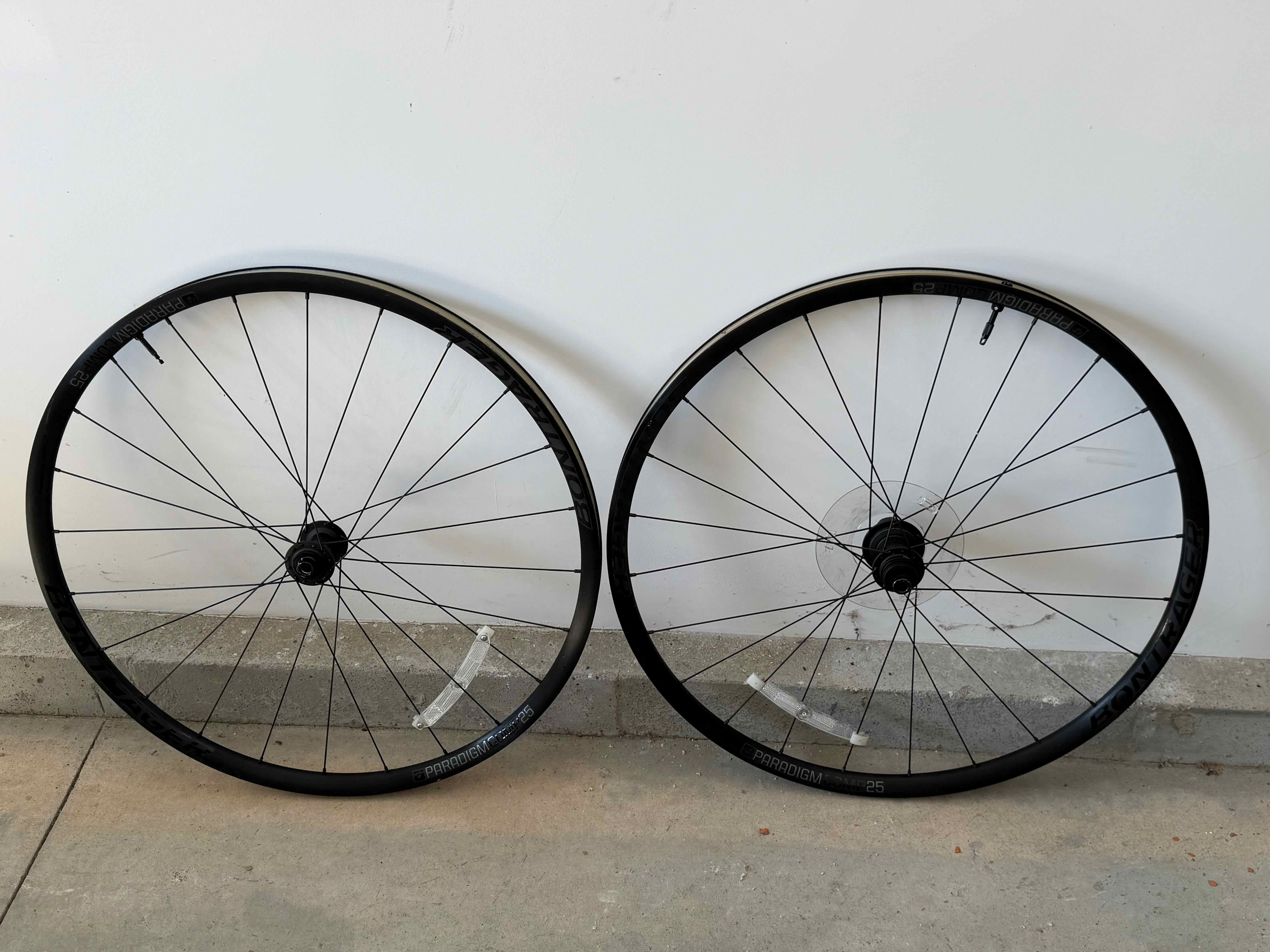 Used Bontrager Paradigm Comp 25 TLR Wheelset – $ 300 | buycycle